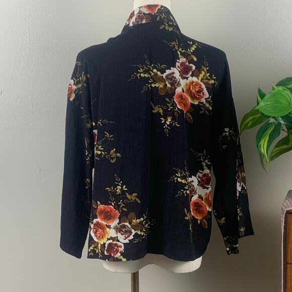 NWT Nessa's Natural Boutique Black Floral Short Kimono One Size - Picture 4 of 8